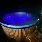 Apartment Jeleniowka Z Sauna I Podgrzewana Balia Z Jacuzzi