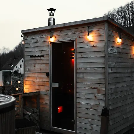 Jeleniowka Z Sauna I Podgrzewana Balia Z Jacuzzi クドヴァ・ズドゥルイ