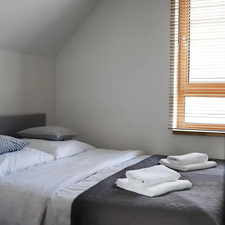 Jeleniowka Z Sauna I Podgrzewana Balia Z Jacuzzi Apartamento