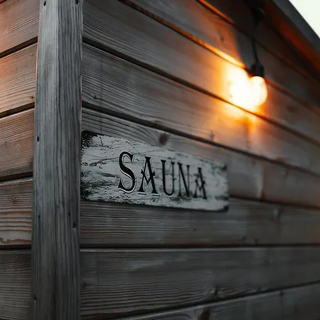 Jeleniówka Z Sauną I Podgrzewaną Balią Z Jacuzzi *