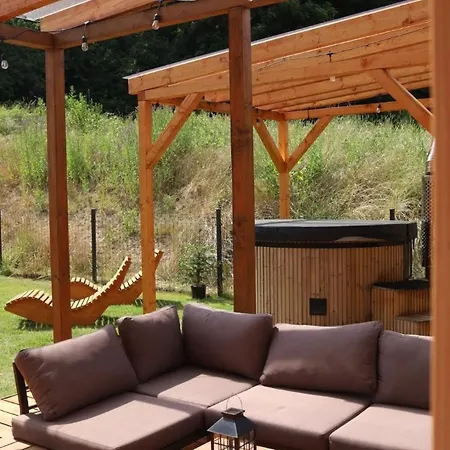 Jeleniowka Z Sauna I Podgrzewana Balia Z Jacuzzi Кудова-Здруй