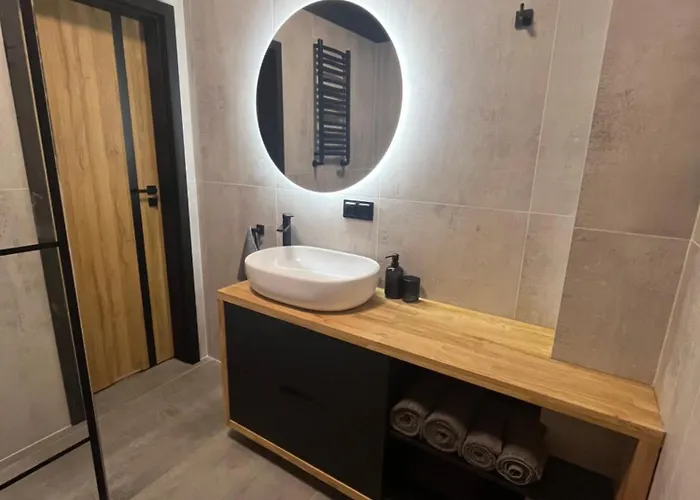 Jeleniowka Z Sauna I Podgrzewana Balia Z Jacuzzi Apartment